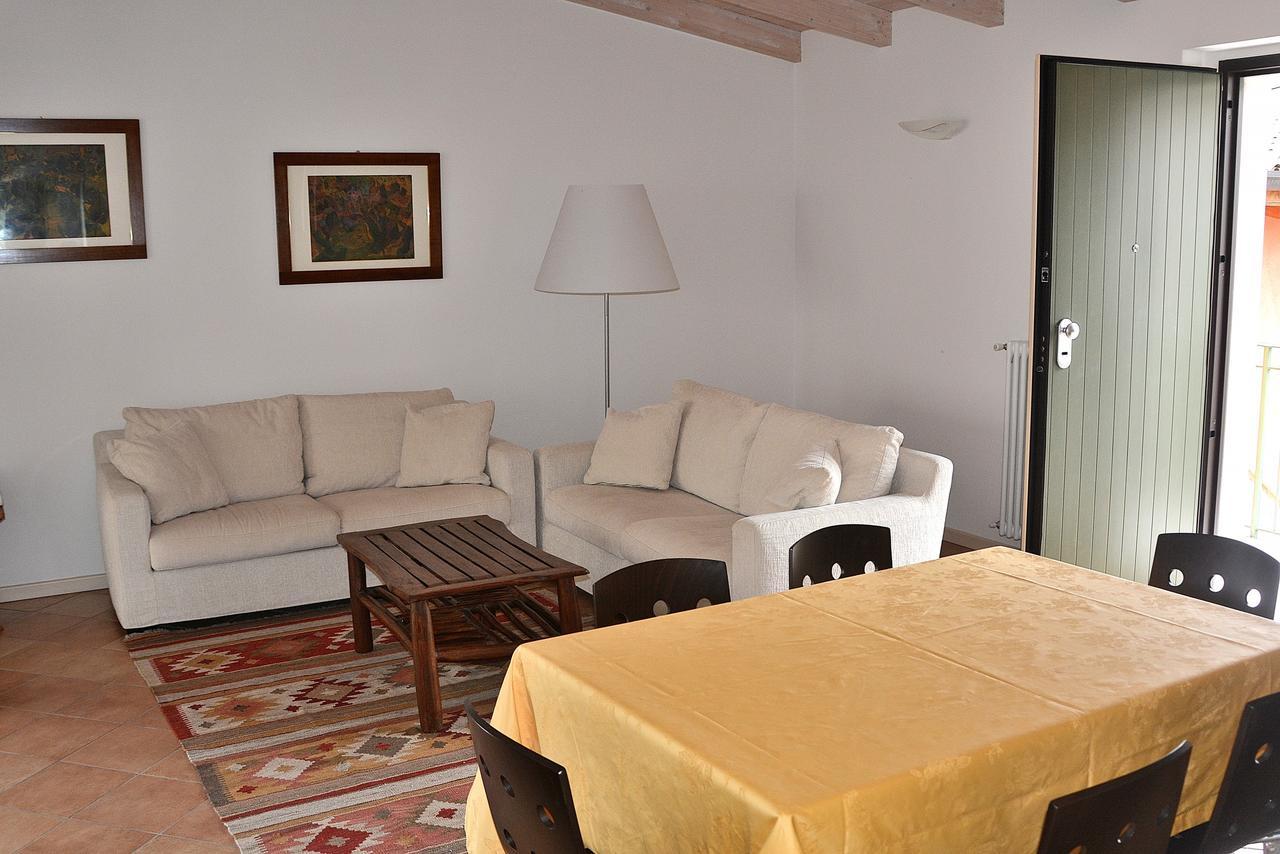 Residenza Alle Torri With Pool Torri del Benaco Kültér fotó